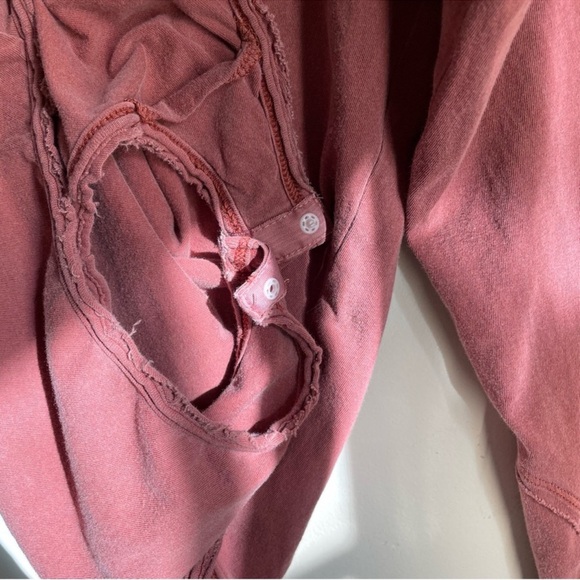 Free People long sleeve raw hem bodysuitt - Picture 7 of 8